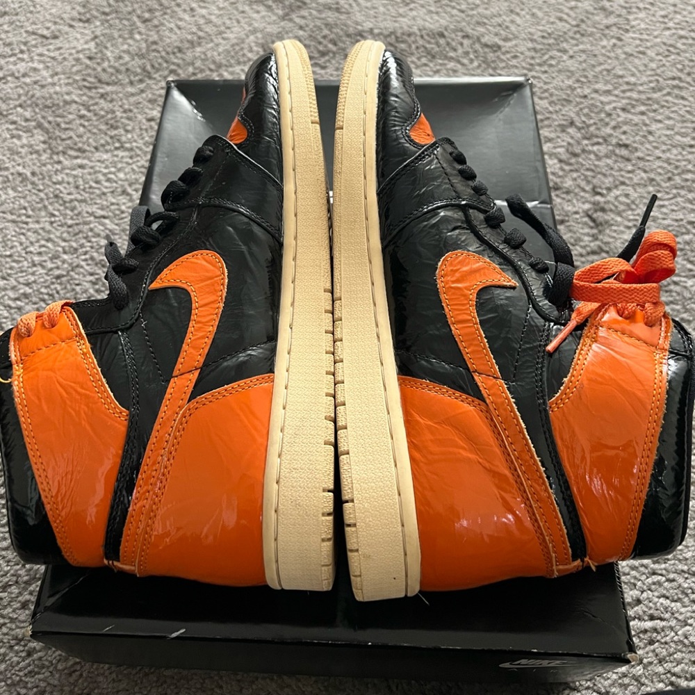 Air Jordan 1 Retro High OG 'Shattered Backboard